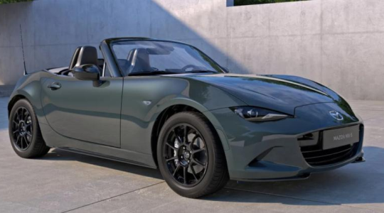 Nowa Mazda MX-5 będzie lekka za wszelką cenę. Ale gniazdka już nie uniknie