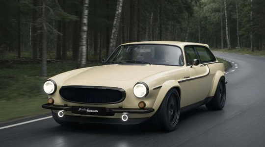 Kultowe Volvo P1800ES z lat 70. powraca z silnikiem T5. Jest droższe niż nowe EX90