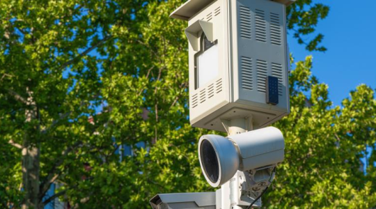 Nowy fotoradar na Zakopiance w Krzyszkowicach. Rekordowe mandaty i 50 km/h